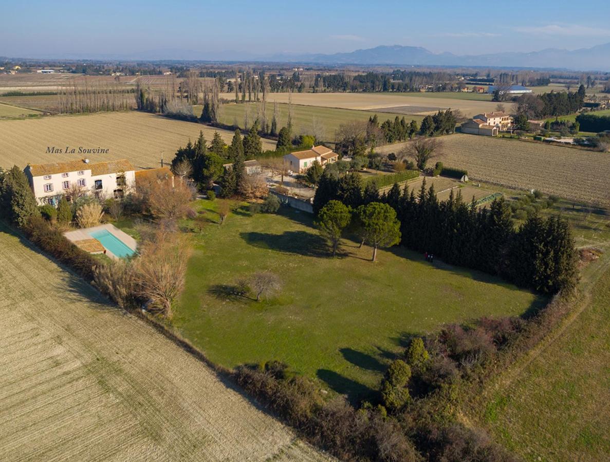Chambres d hôtes de charme dans Mas La Souvine du 17ème, chambres climatisées Bédarrides Exterior foto